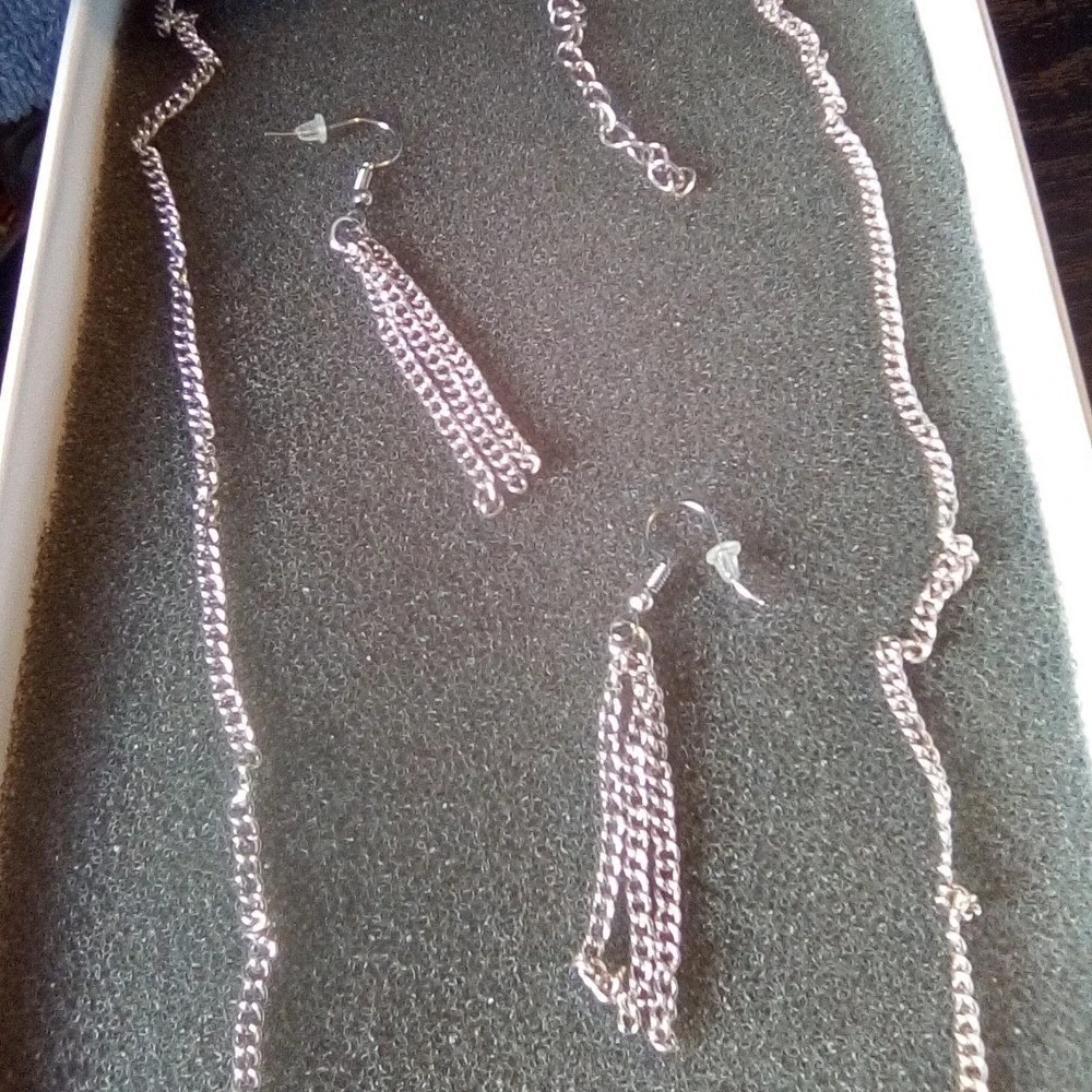 Silver Tone Necklace & Drop Earrings Set with Red Stone Fashion Jewelry gift box